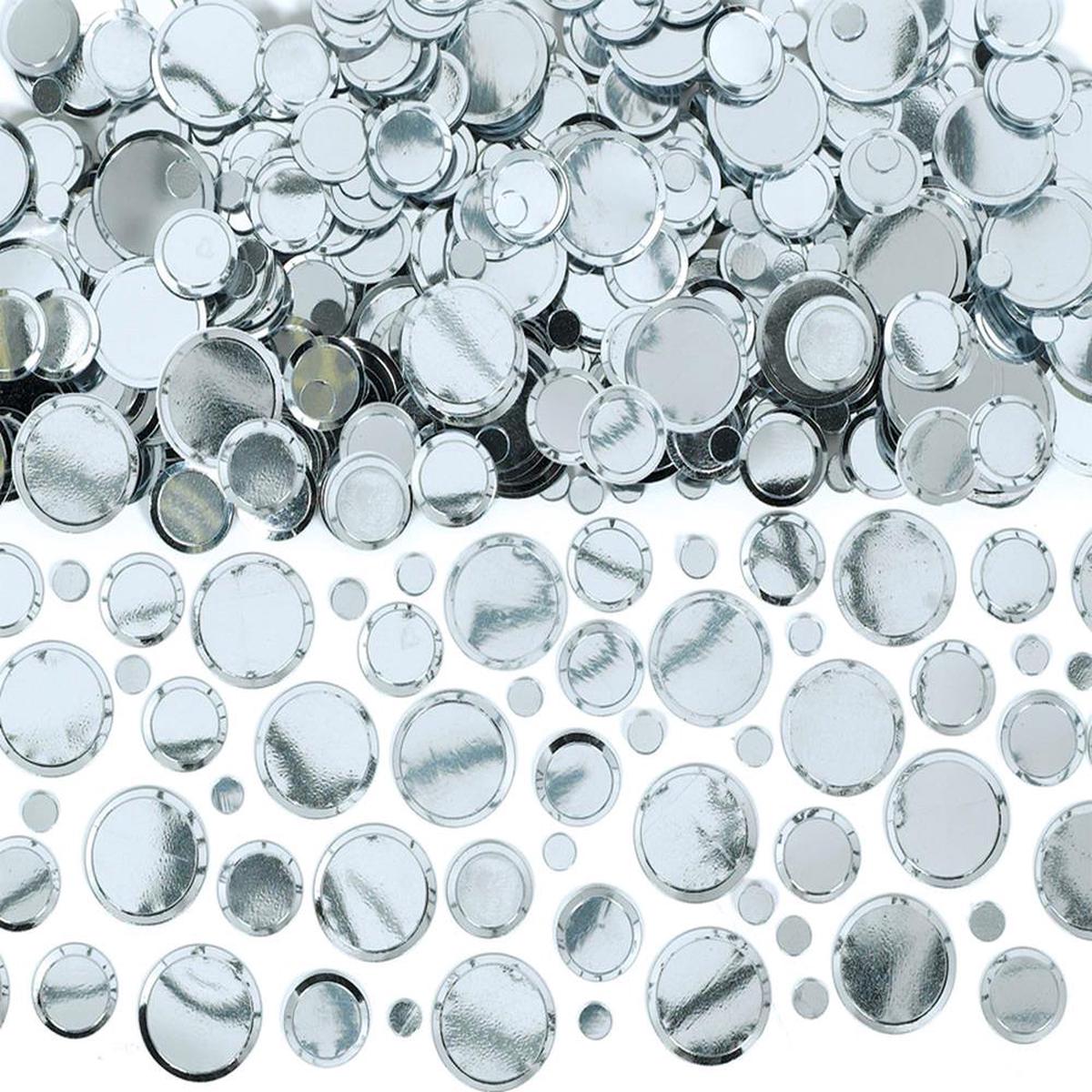 Confetti Silver Dots 2.5oz