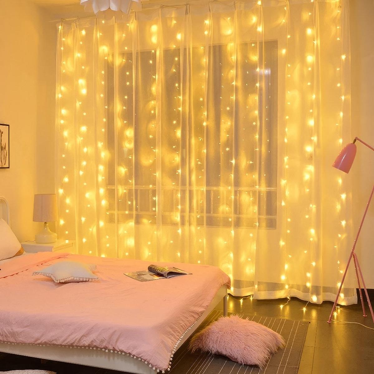 Yeknu Fairy Curtain Lights